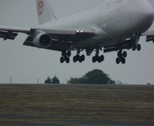 B747 landing  - Manston airport, UK